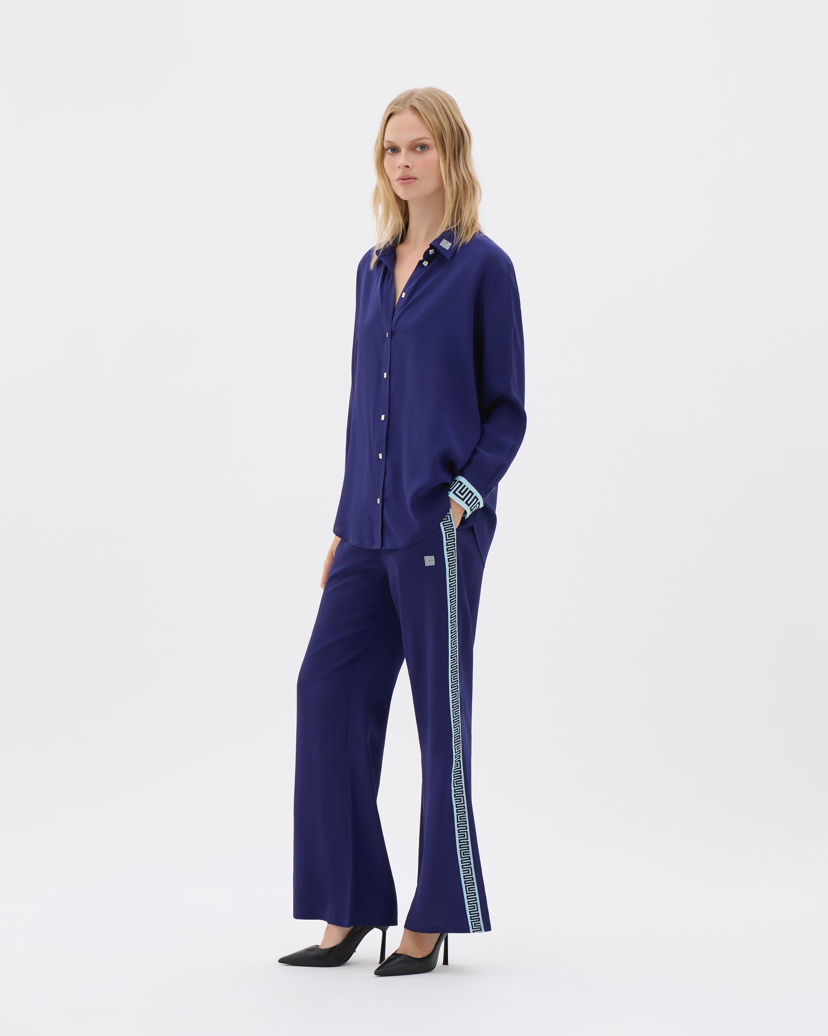 Deep Sea Contrast Long Sleeve Shirt - MUMA WORLD  Top