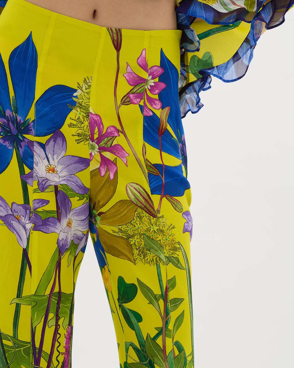 In The Garden Belel Tailored Ruffle Pants - MUMA WORLD  Pant