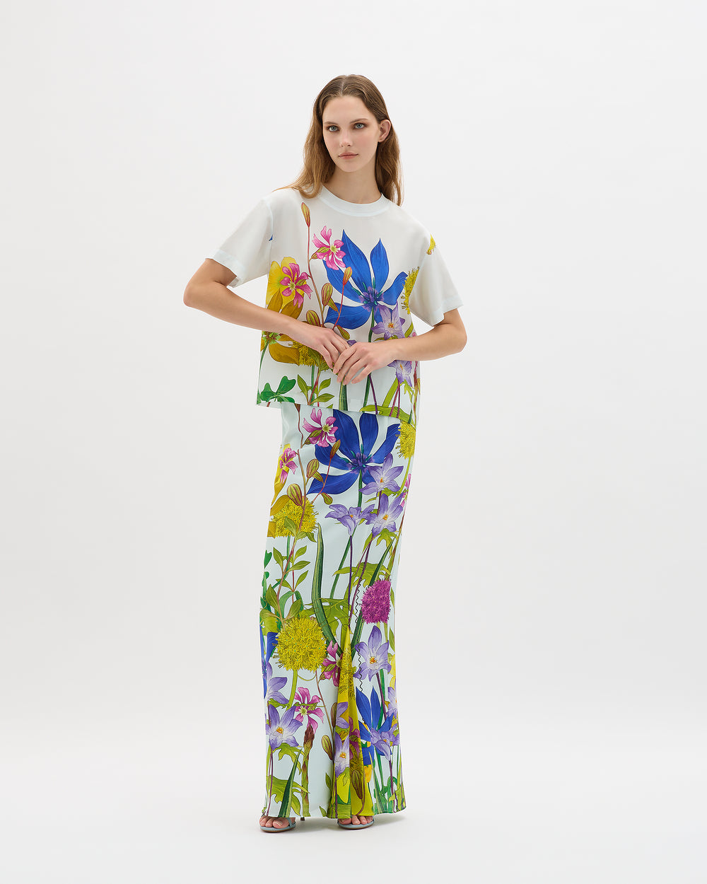 In The Garden Box Tee - MUMA WORLD  Top