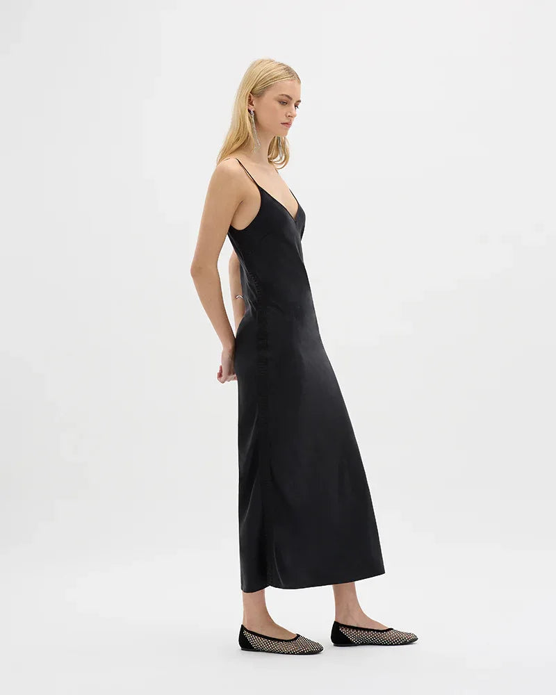 Eden Night Embroidered Maxi Dress - MUMA WORLD