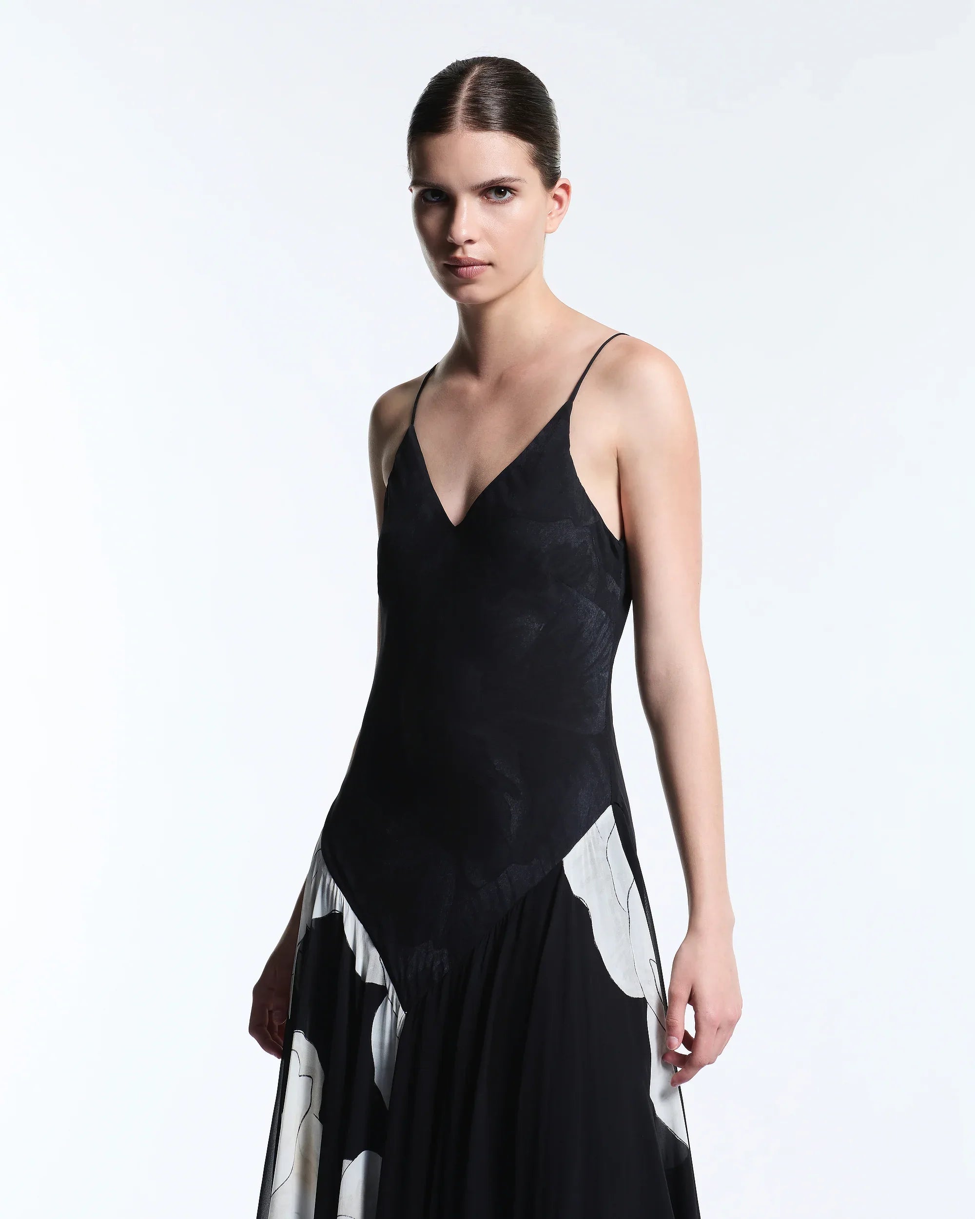 Noir Moschata Anatres Dress - MUMA WORLD