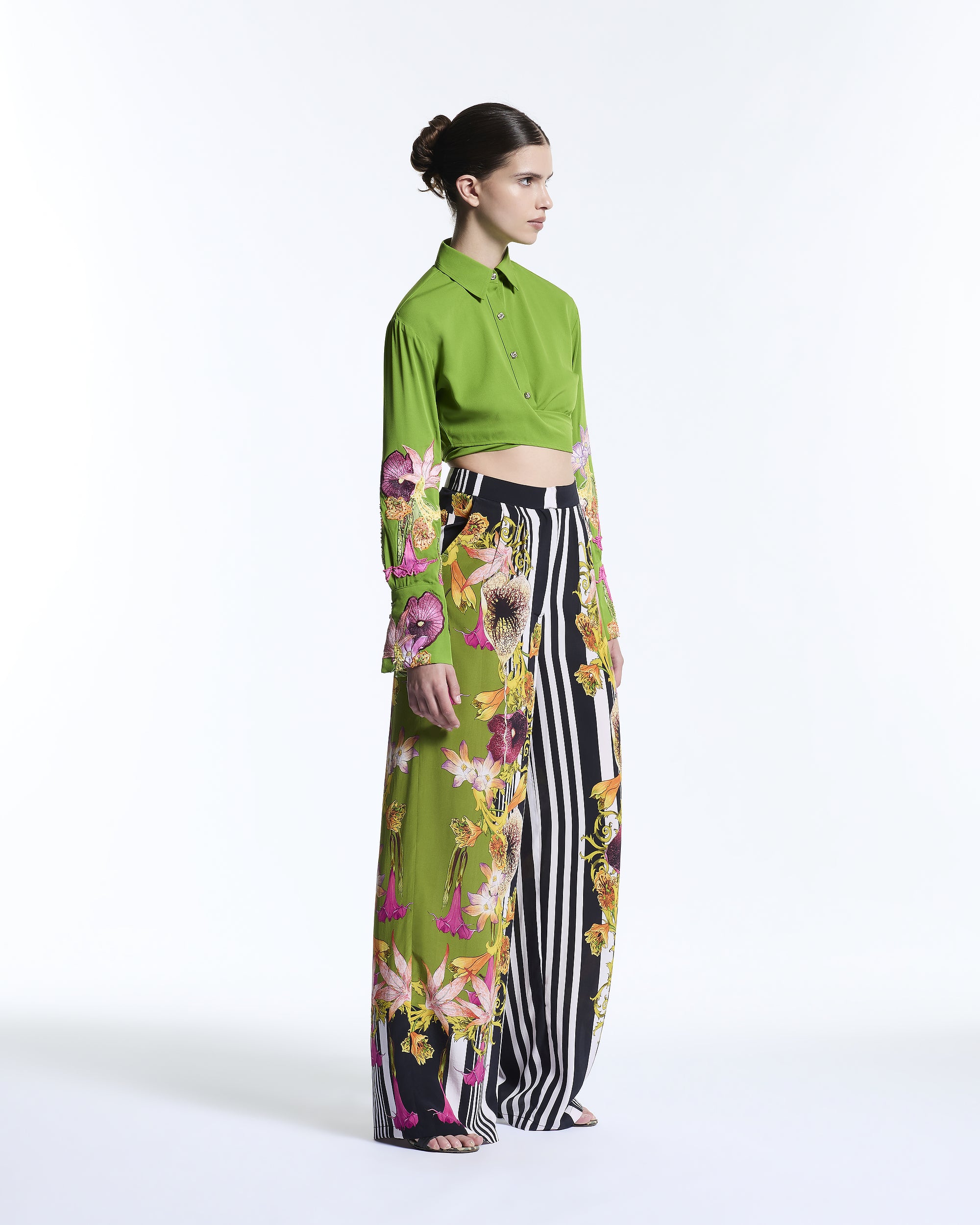 FLORAL CANOPY BEADED CROPPED SHIRT