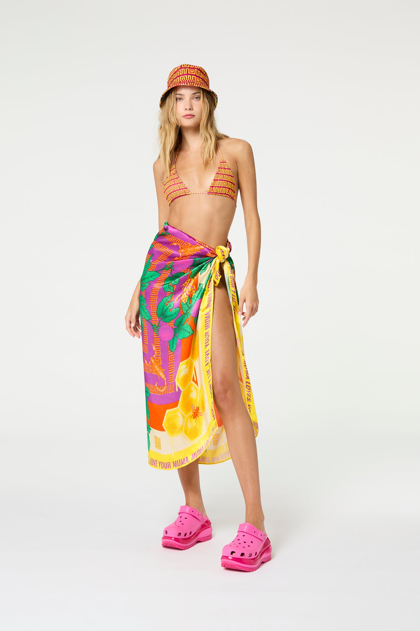 Passionfruit Muma Loves You Scarf