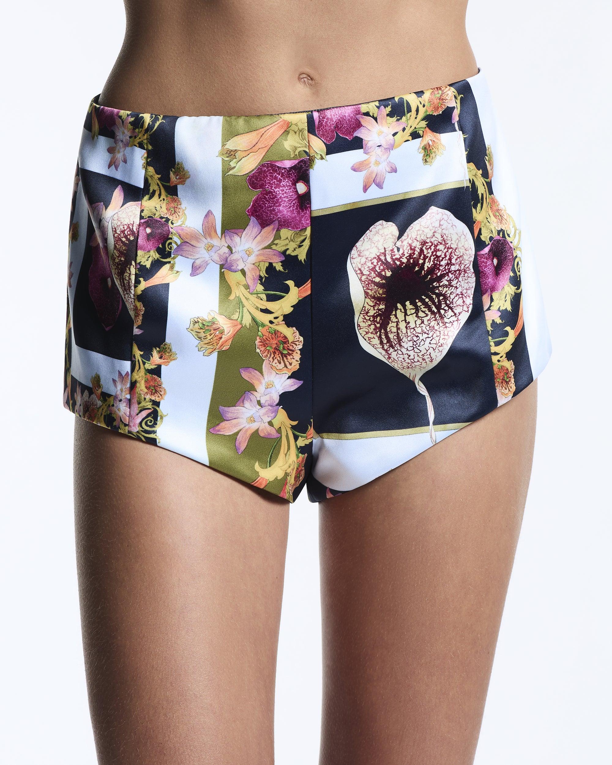 UNDERSTORY HOT SHORTS - MUMA WORLD
