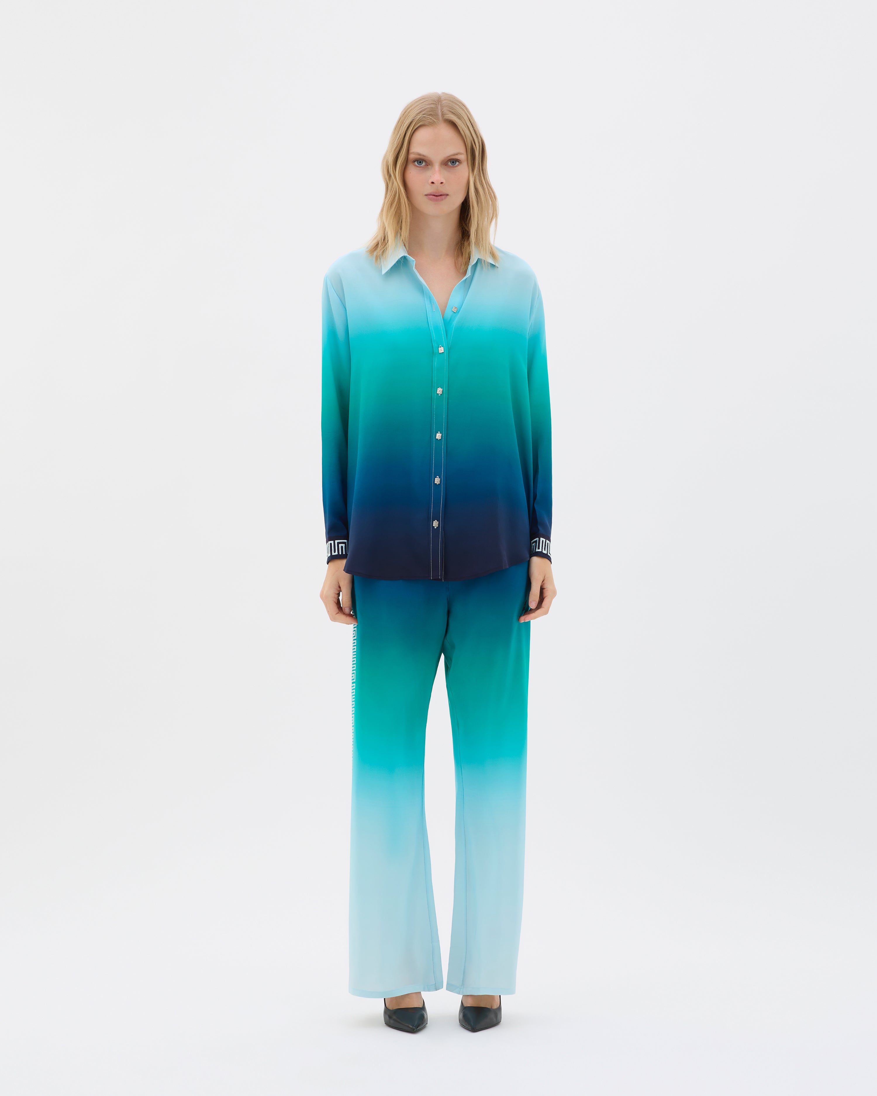 Seabed Gradient Shirt - MUMA WORLD  Top